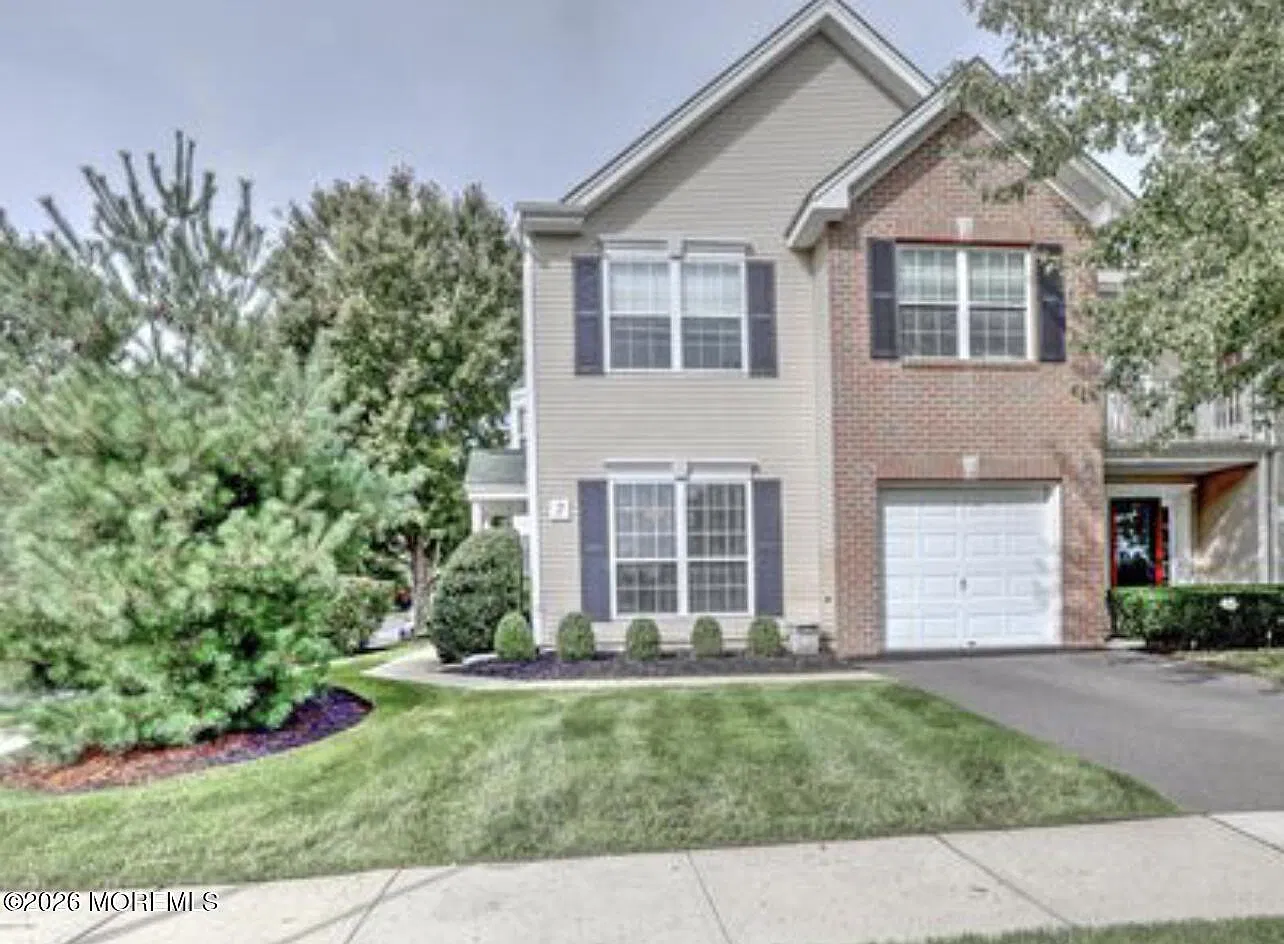 3 bed, 3.5 bath, 1866 sqft, $4,100 — Photo 1