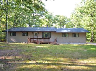 5893 Hillside Dr, Lewiston, MI 49756