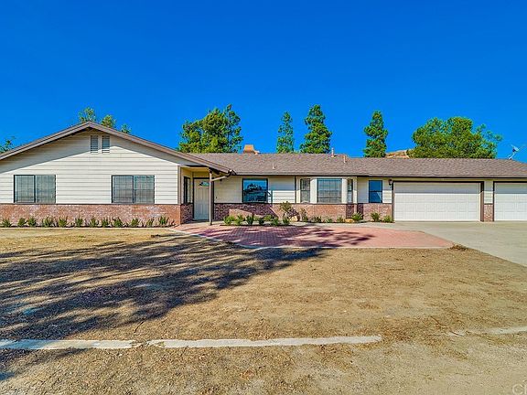 3rd image of 39445 Pala Vista Dr