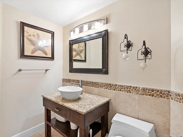 18260 N Bay Rd #304 — Photo 26
