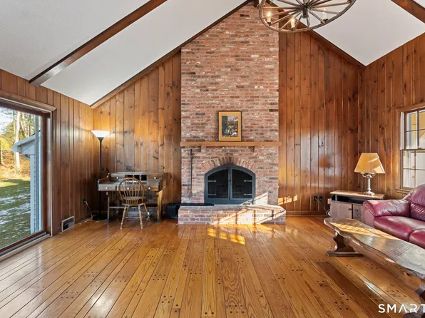 64 Foote Road, Glastonbury, CT 06073