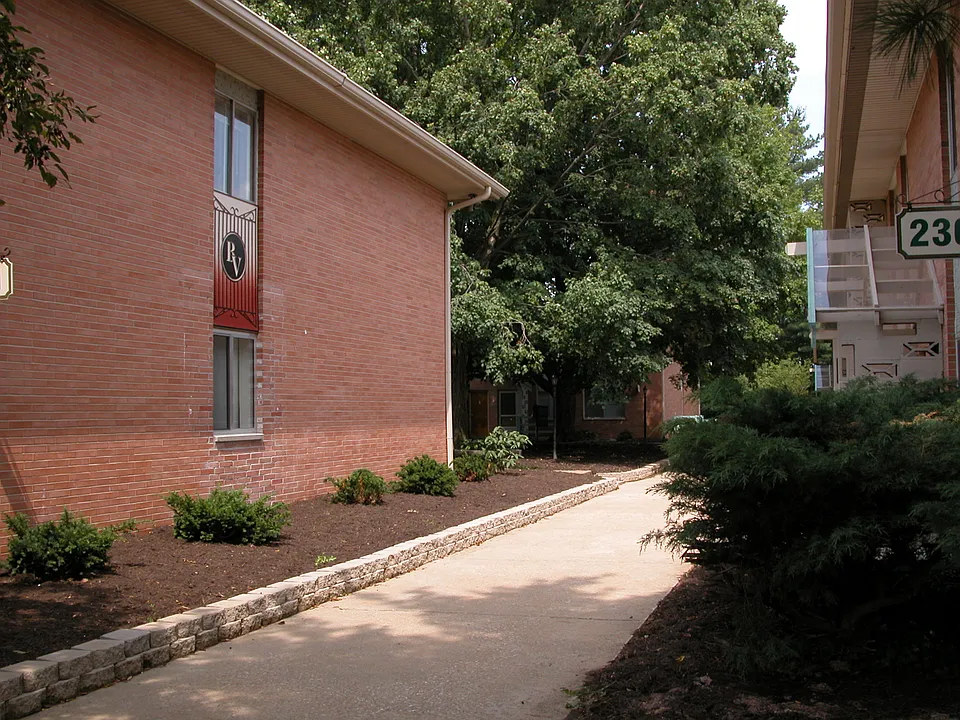 Bart Villa Apartments