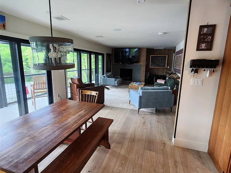 53 Lake Pleasant Dr — Photo 11