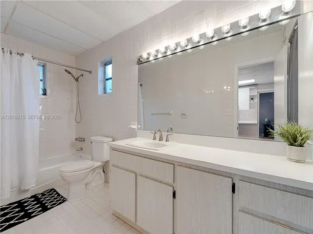 6531 SW 57th Pl — Photo 4