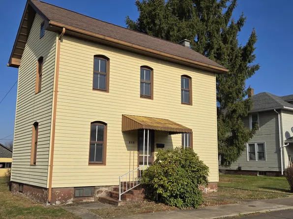 215 E 8th St, Watsontown, PA 17777