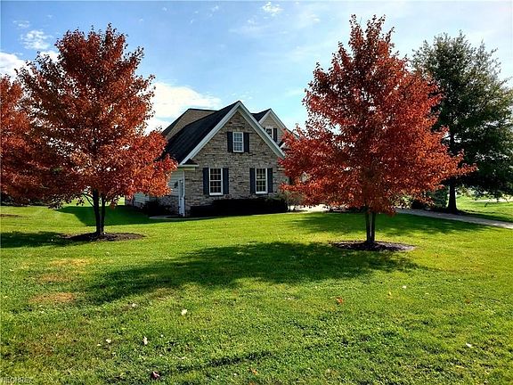 3rd image of 2969 Hope Springs Dr NW