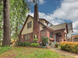 2807 NE Jarrett St, Portland, OR 97211