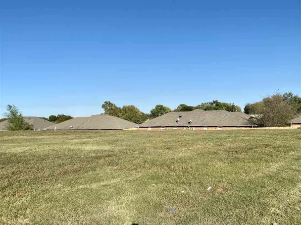 2313 S Black Hawk St, Stillwater, OK 74074