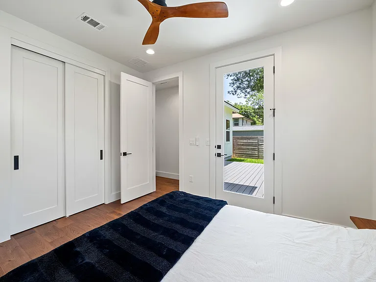 2609 Willow St #2 — Photo 31