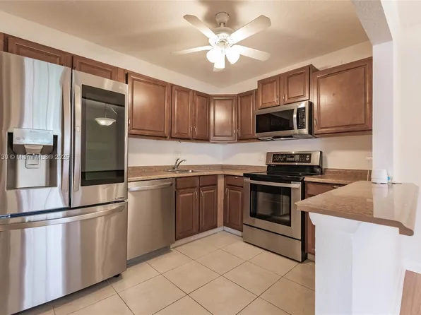 3531 Long Pine Ct APT A-1, Greenacres, FL 33463