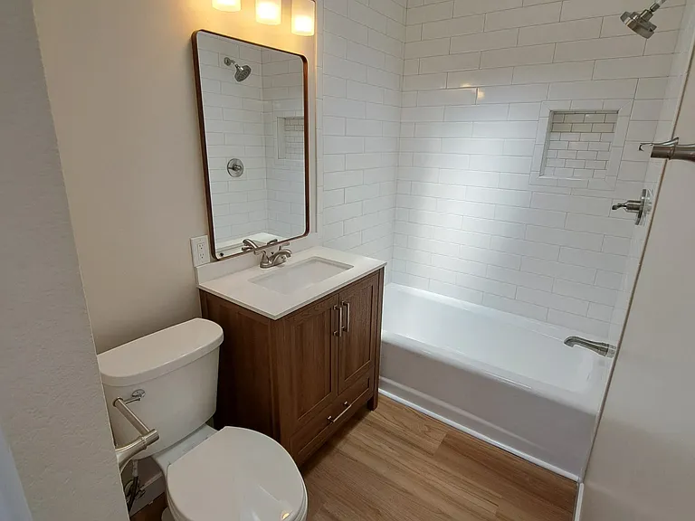 Newly Rennovated Bathroom