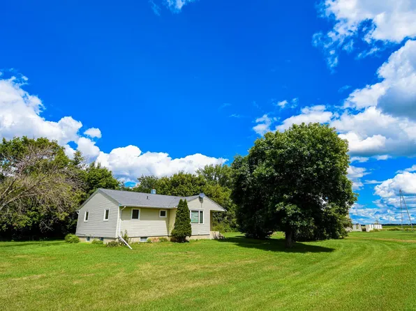 27774 330th Ave NW, Warren, MN 56762
