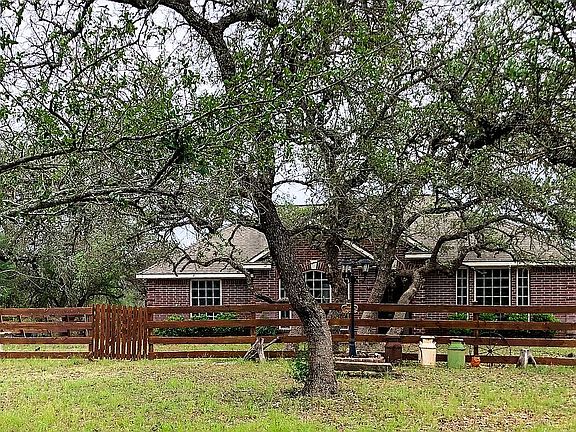 Nestled in the oaks 