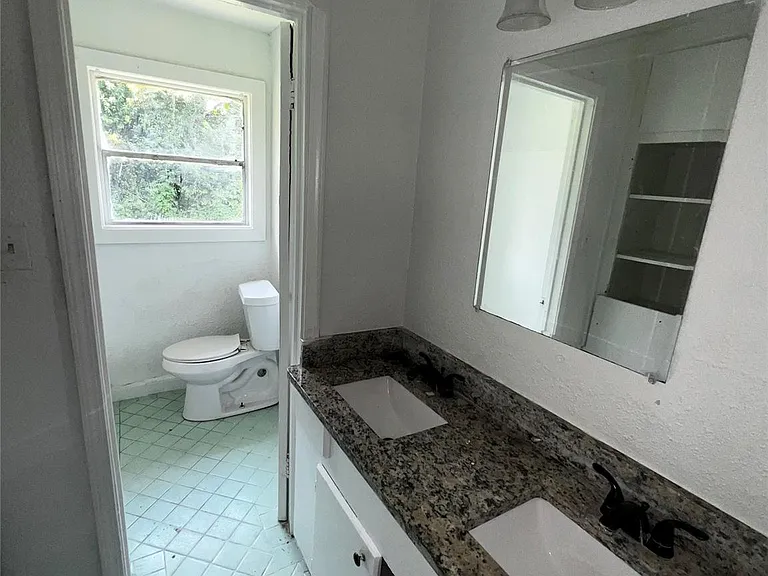 9306 Saint Lo Rd — Photo 10