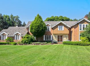 1205 Midwest Club Pkwy, Oak Brook, IL 60523