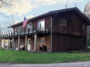 5 Lorenz Rd SW, Lakebay, WA 98349