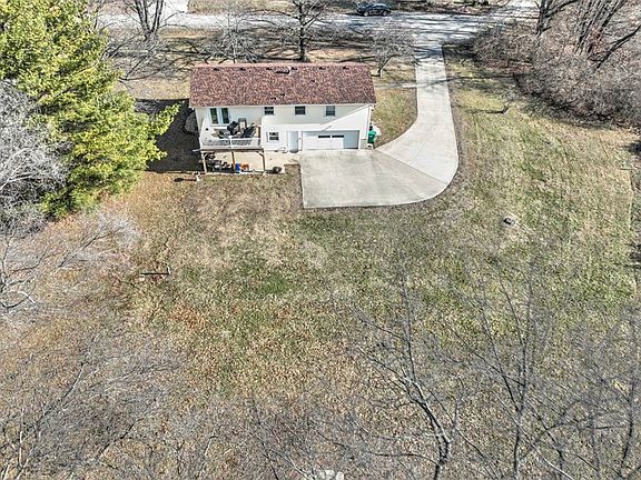 4th image of 2825 N Fairview Ave