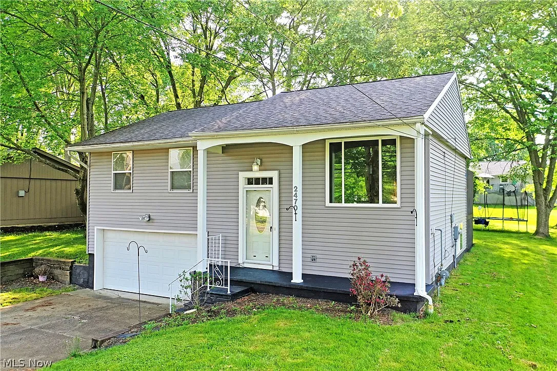 2470 North Rd photo 1