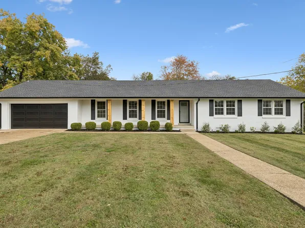 604 Pleasantwood Dr, Mt Pleasant, TN 38474