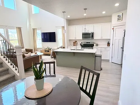 4553 W Watchmen Way — Photo 5