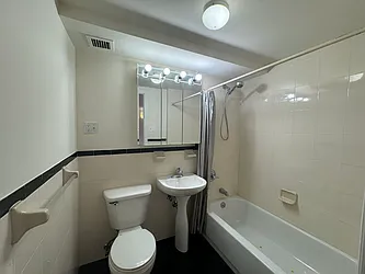 Rented by REALTY QUEST NEW YORK INC