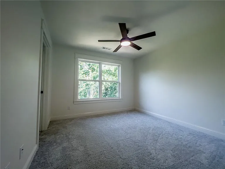 8 Rearsby Ln — Photo 12