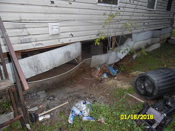 4th image of 601 E Maverick St