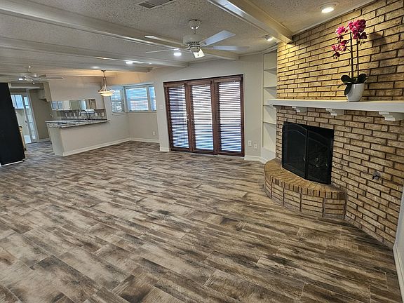 3rd image of 1603 Newsom Ct