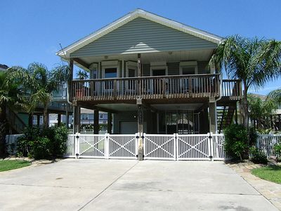 3995 Reeves Dr, Galveston, TX, 77554