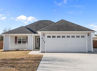 412 John Deere Court, Richlands, NC 28574