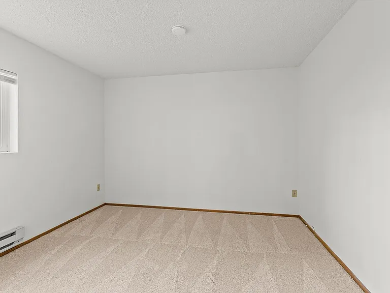 19855 25th Ave NE #106 — Photo 8