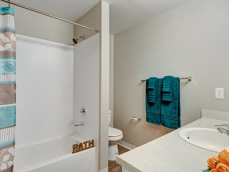 The Stinson Apartment Homes — Photo 28