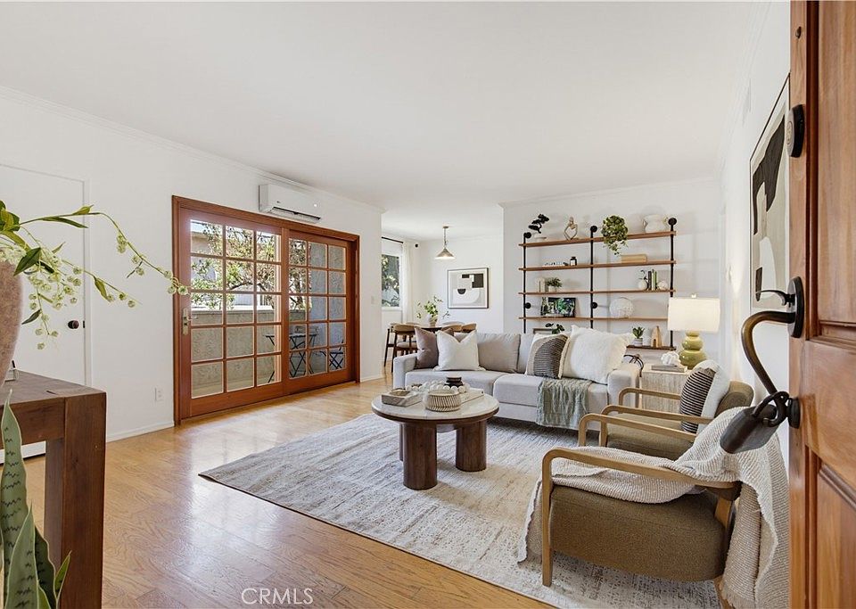 1st image of 852 15th St APT 5