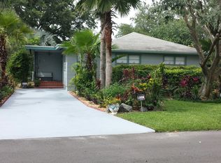 613 Alberta Ave, Auburndale, FL 33823