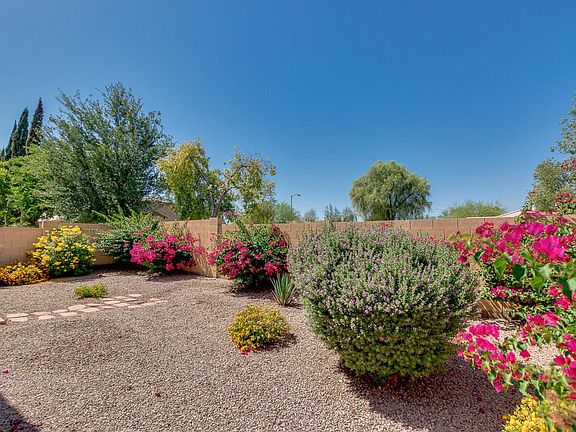 3rd image of 10378 W Runion Dr