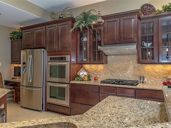 3rd image of 8109 Mountain Cedar Dr