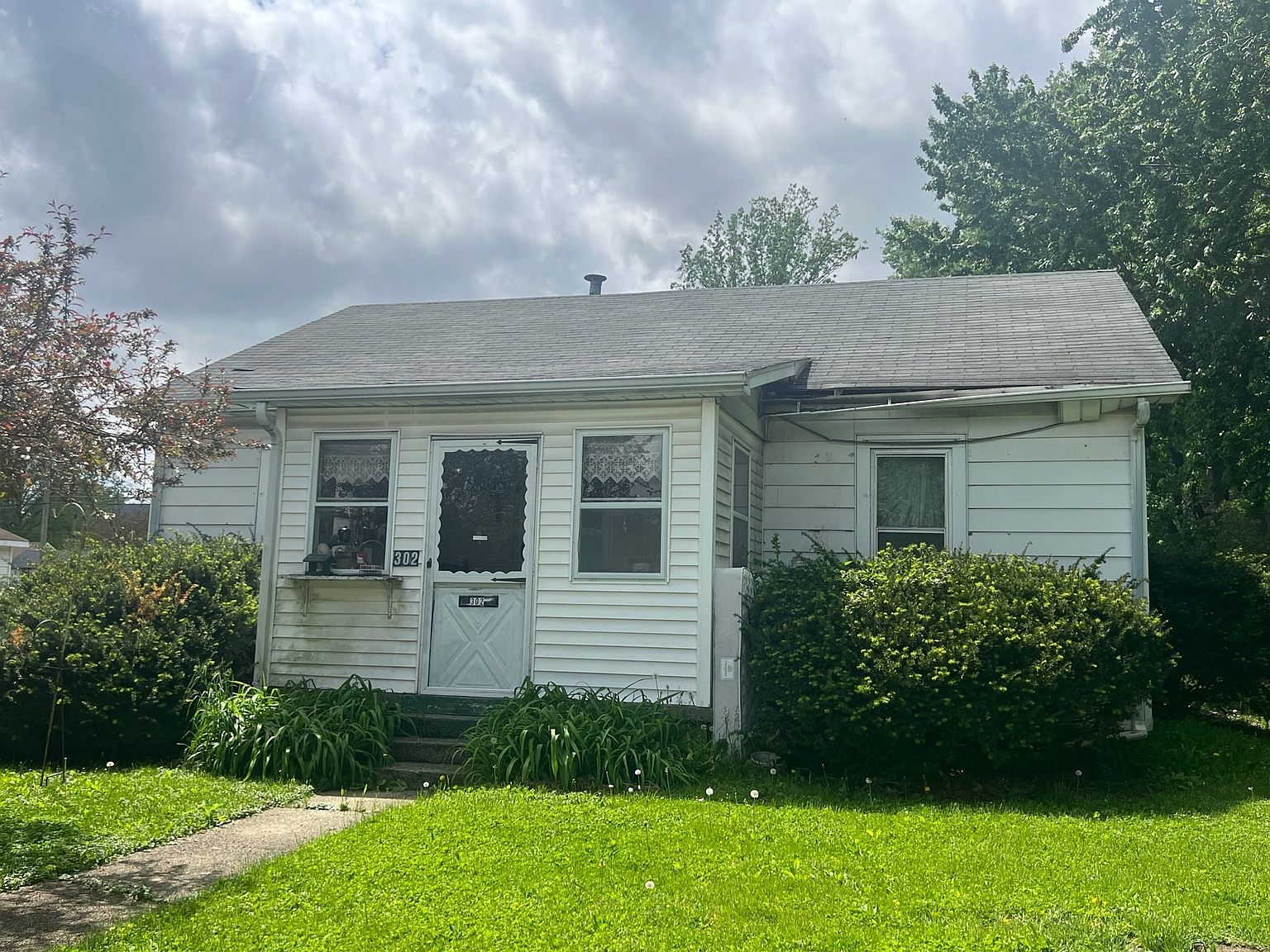 302 N Erie St, Rockville, IN 47872 | Zillow