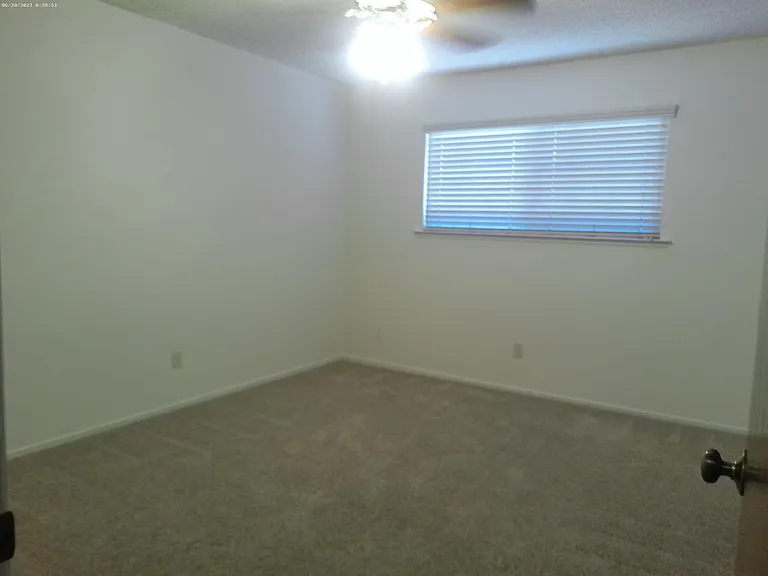 1721 Marion St #F — Photo 10