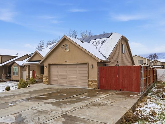 2nd image of 602 Ridge Place Dr