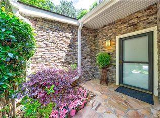 41 Basswood Cir, Sandy Springs, GA 30328