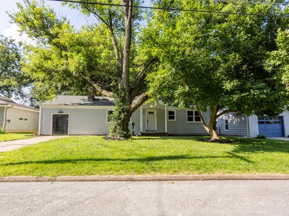 1318 E Cozy Street, Springfield, MO 65804