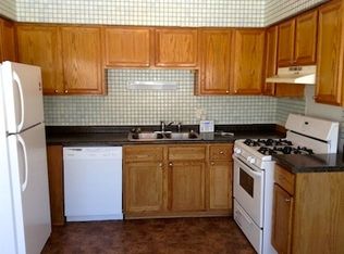 4700 176th St, Country Club Hills, IL