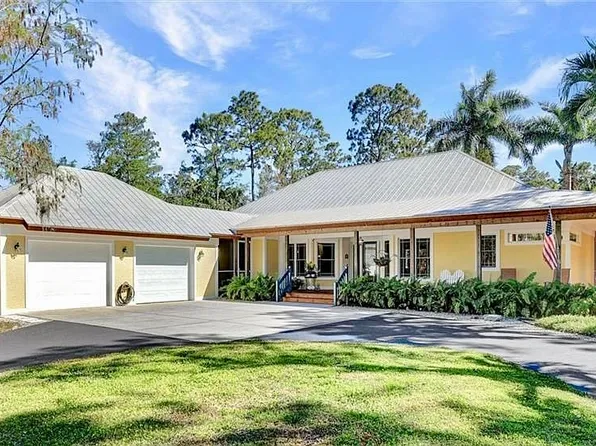 5660 English Oaks Ln, Naples, FL 34119