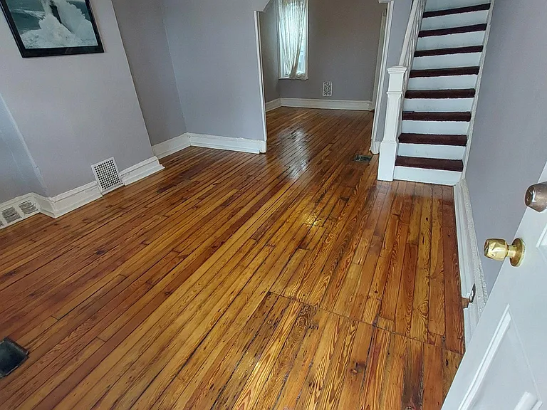 1227 S Greylock St — Photo 5