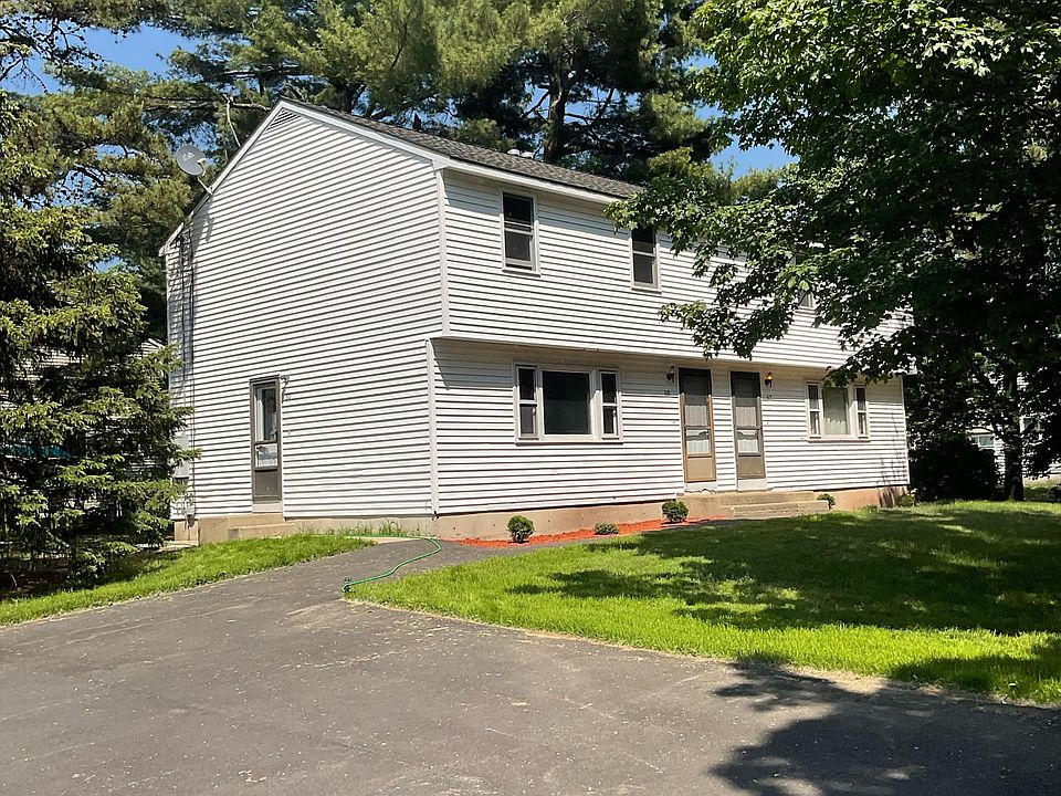 1st image of 60 Kingston Dr #60