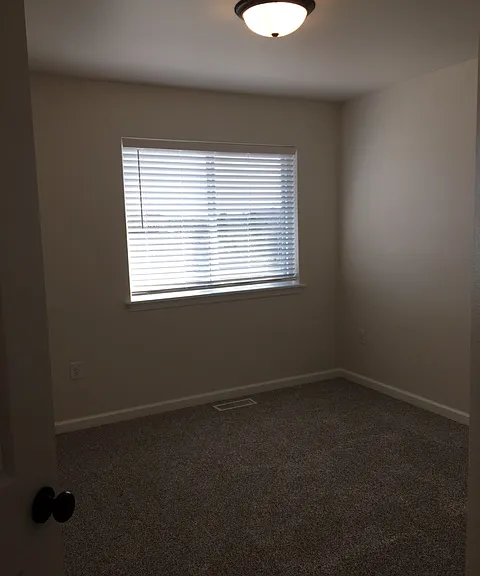 1150 Dahnovan Dr — Photo 16