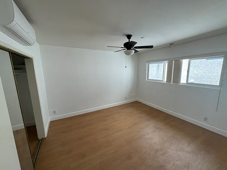 1115 Rexford Dr #3 — Photo 8