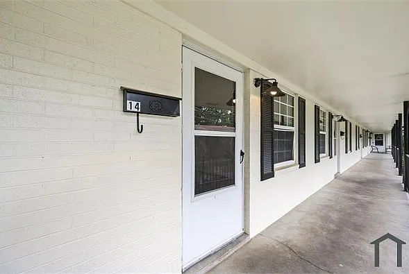 1640 W Northwest Blvd #7 — Photo 9
