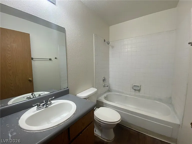 1842 Nebula Dr #270 — Photo 8