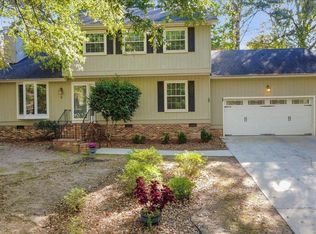 8 Tall Tree Ln, Taylors, SC 29687